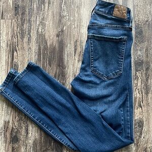 Aeropostale Women's Dark Blue High-Rise Jeans